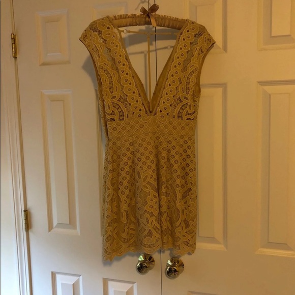 SOLD - Picture 3 of 4